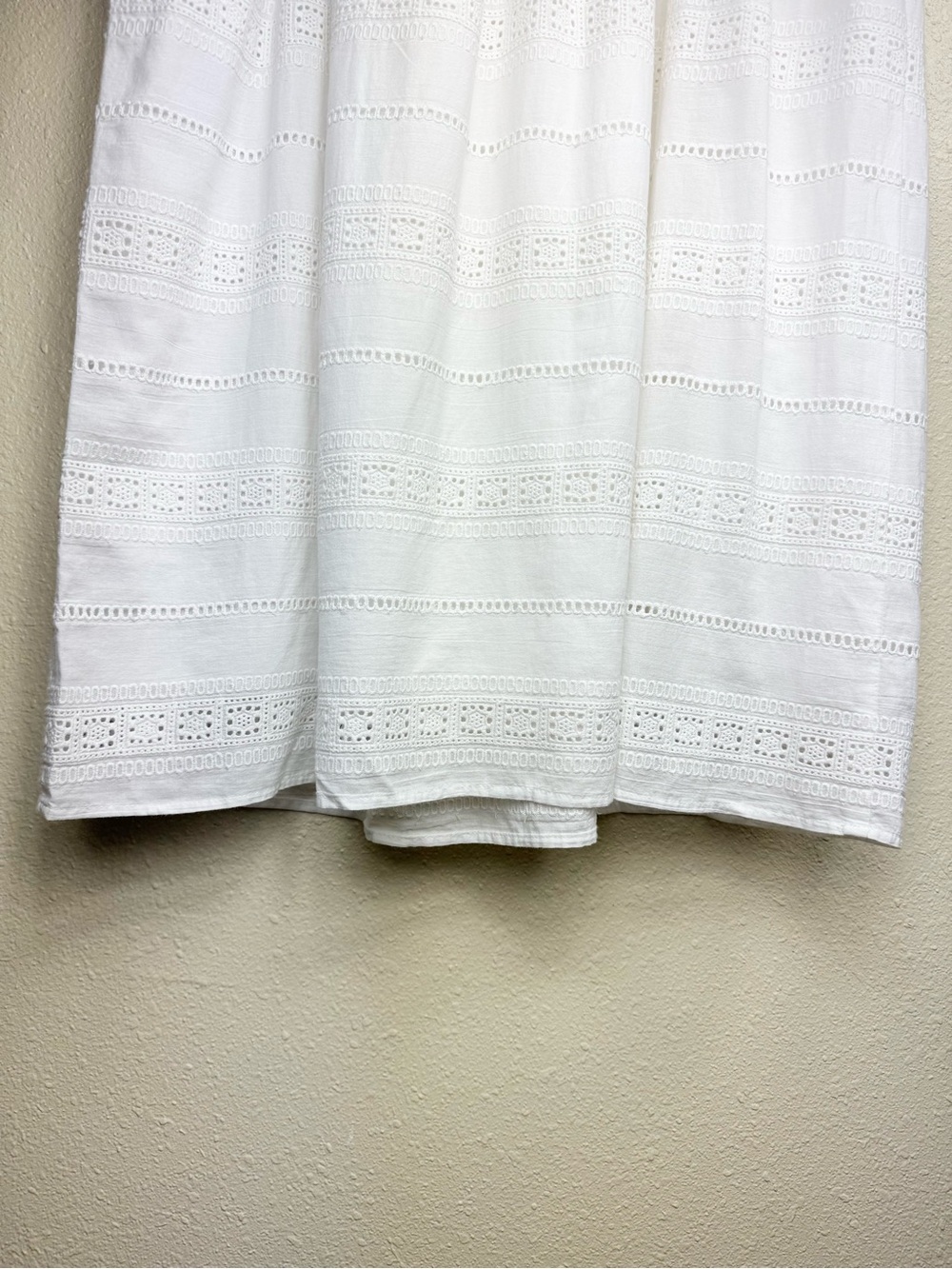 White Maternity Dress Eyelet Lace Frill  100% Cotton by Seraphine SZ 10 Nursing - Picture 11 of 16